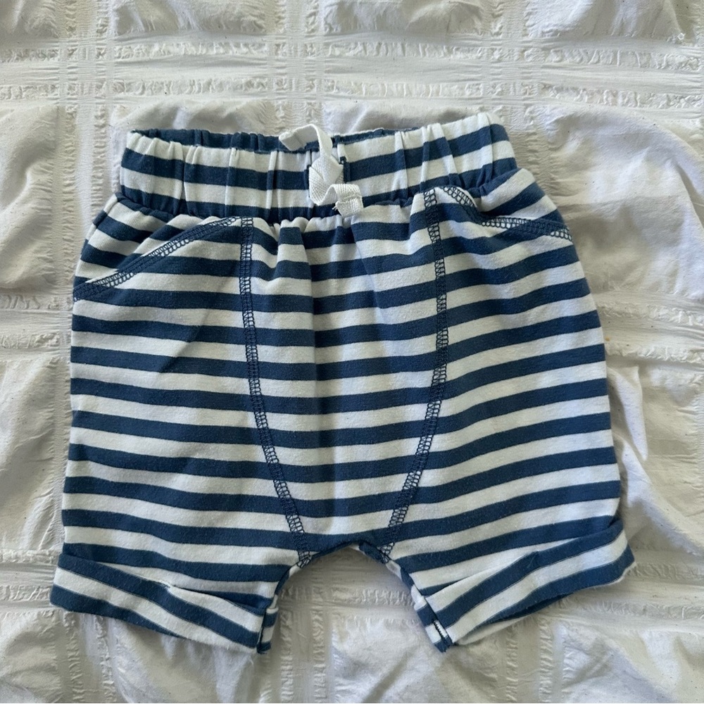 Cat & Jack Infant Boy Shorts Size 3-6 Months